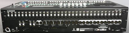 Allen & Heath-QU-32 Chrome mixer, little home use